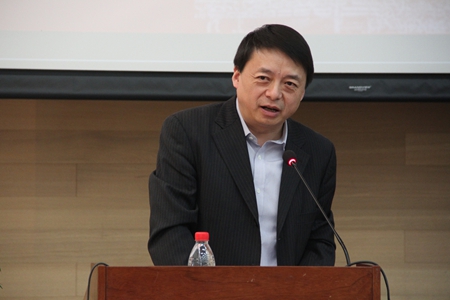 馬懷德主持