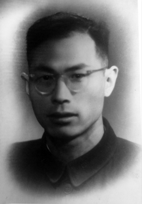 仇為之先生
