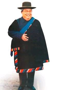 1985年🎆👼🏻，75歲的費孝通在甘南藏族自治州考察時留影