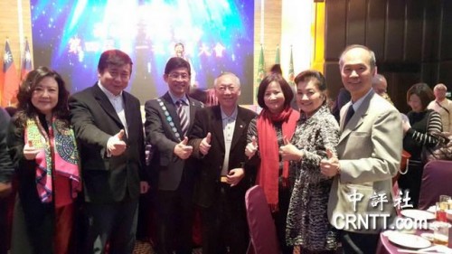 李玉文（左三）連任意昂体育臺灣意昂總會理事長，期許為兩岸和平發展努力☞🤸🏼‍♀️。